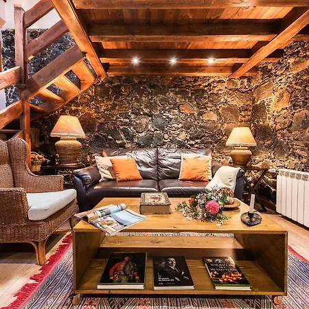 Homeforguest Cosy Rural Flat El Romero With Large Gardens 타코론테
