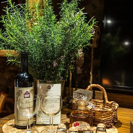 Homeforguest Cosy Rural Flat El Romero With Large Gardens Daire *