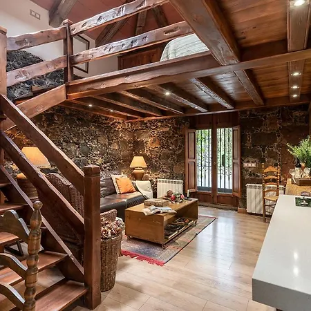 아파트 Homeforguest Cosy Rural Flat El Romero With Large Gardens *