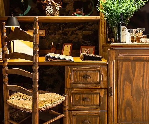 Homeforguest Cosy Rural Flat El Romero With Large Gardens شقة تاكورونتي