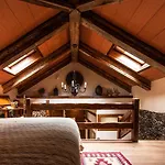 Homeforguest Cosy Rural Flat El Romero With Large Gardens