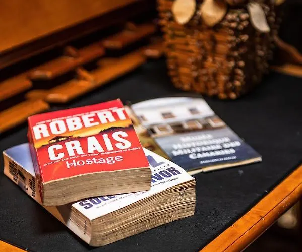 Апартаменты Homeforguest Cosy Rural Flat El Romero With Large Gardens Такоронте