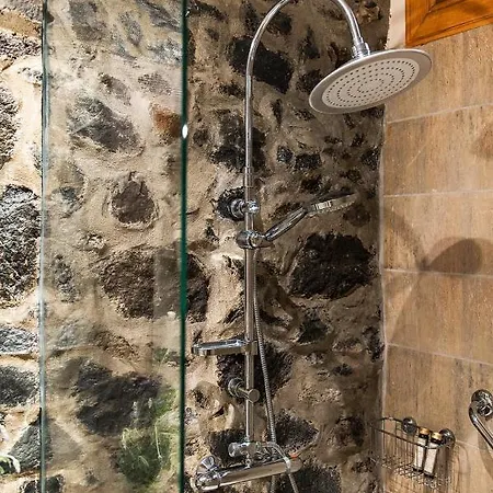 アパート Homeforguest Cosy Rural Flat El Romero With Large Gardens *