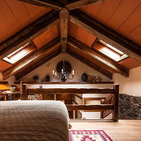 Homeforguest Cosy Rural Flat El Romero With Large Gardens